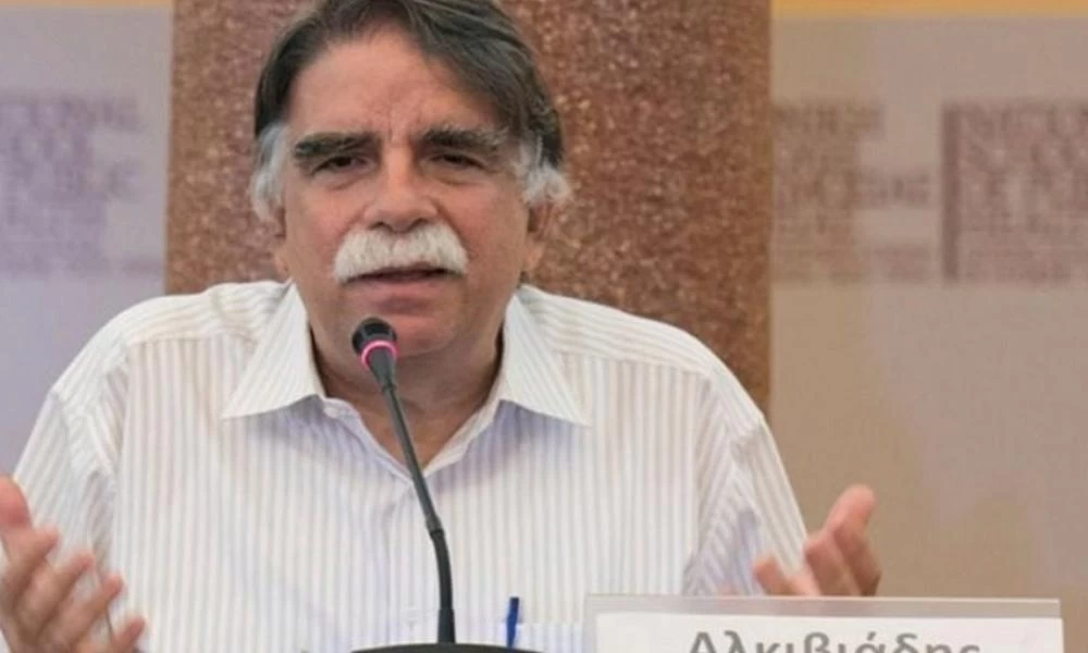 Βατόπουλος: Η μάσκα δε δημιουργεί πρόβλημα στο αναπνευστικό